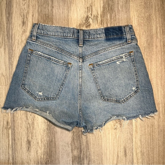 Abercrombie And Fitch The Mom‎ Shorts High Rise Curve Love Size 28/6 - Picture 2 of 9